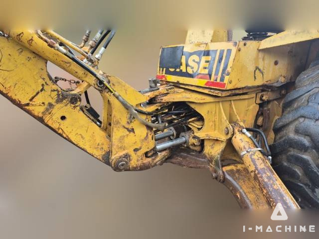 CASE 580 SE