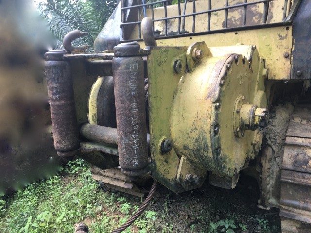 KOMATSU D60S