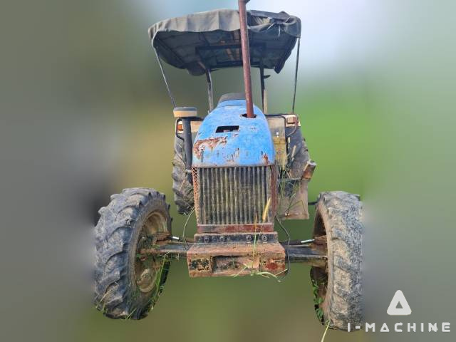 NEW HOLLAND TS90