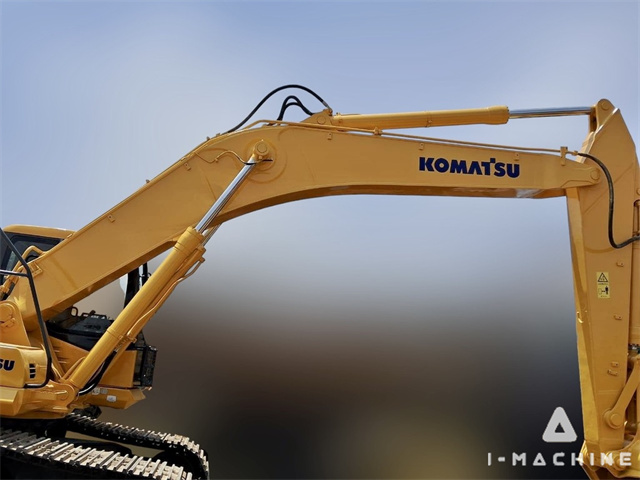 KOMATSU PC300-7
