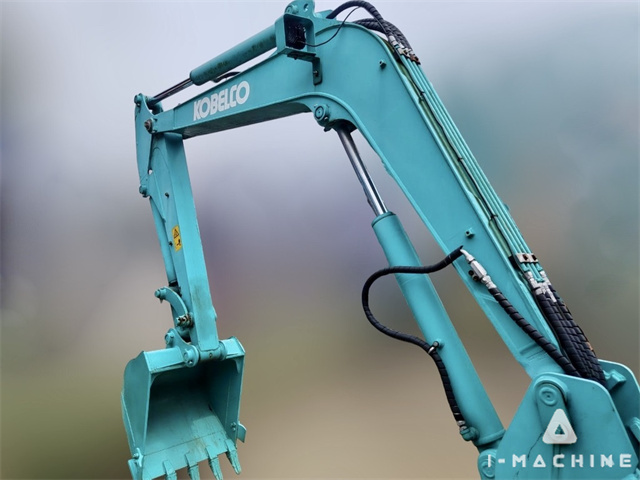 KOBELCO SK60-8