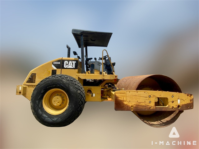 CATERPILLAR CS533E