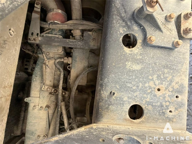 SINOTRUCK ZZ3259N384PB3