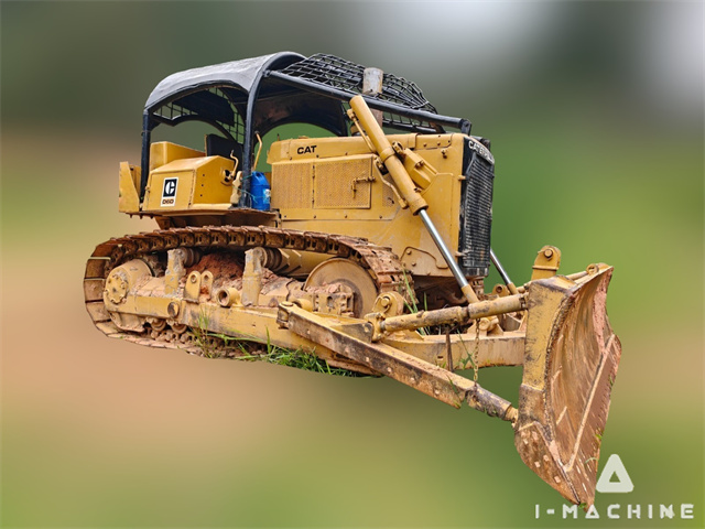 CATERPILLAR D6D
