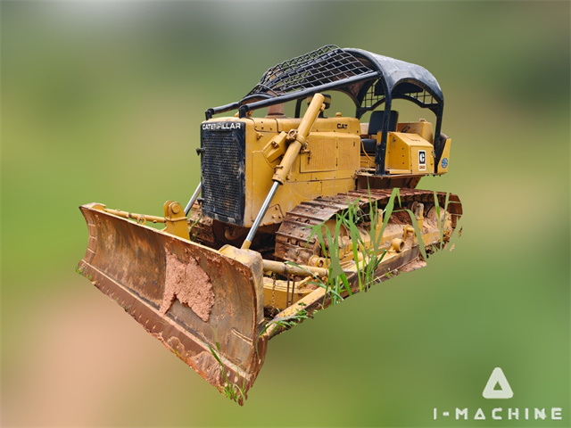 CATERPILLAR D6D