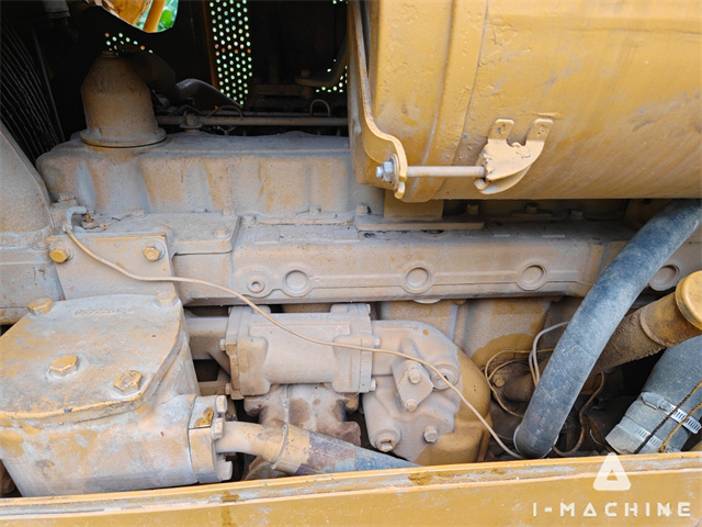 CATERPILLAR D6D