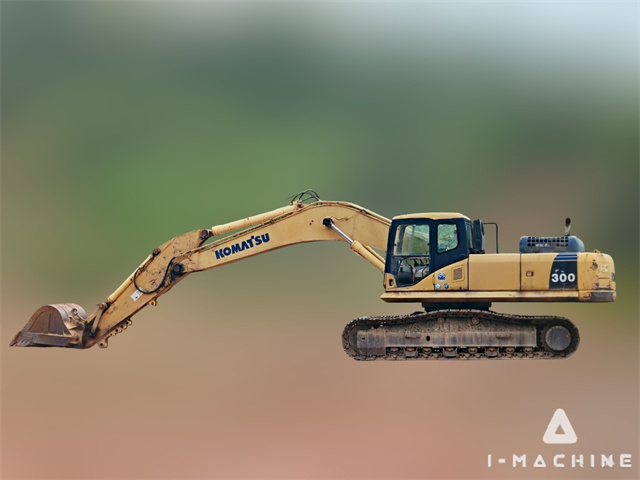 KOMATSU PC300-7