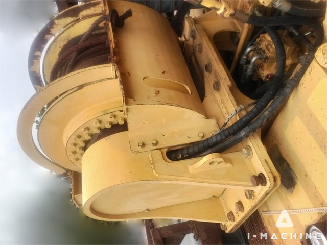 KOMATSU PC300-7
