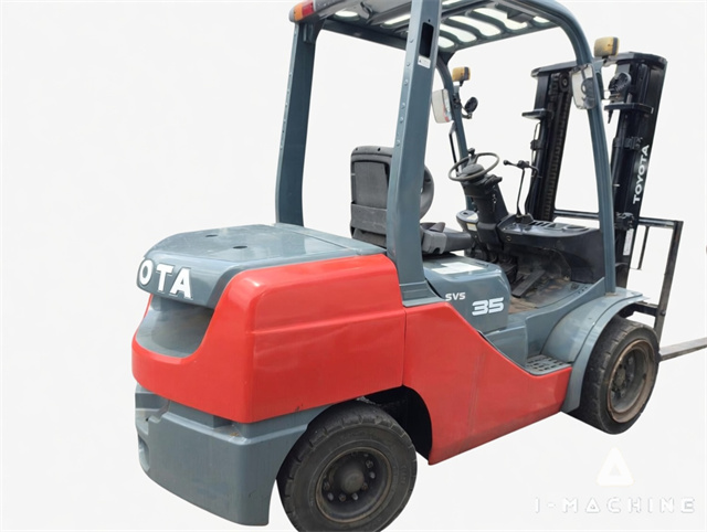 TOYOTA 02-8FD30