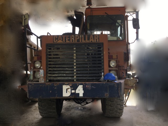 CATERPILLAR D400