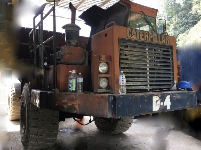 CATERPILLAR D400