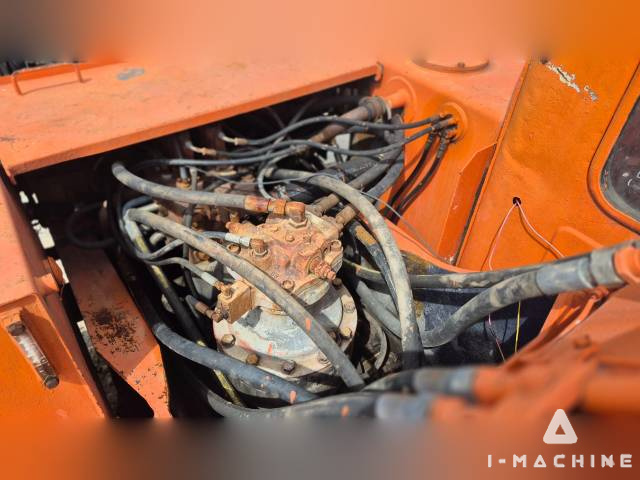 HITACHI EX200-1
