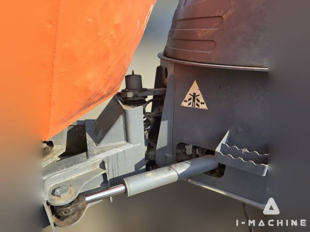 AUSA D600APG