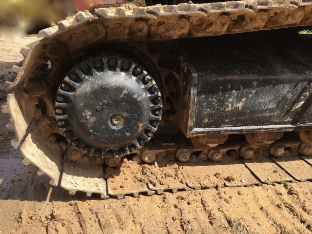 KOMATSU BR300J