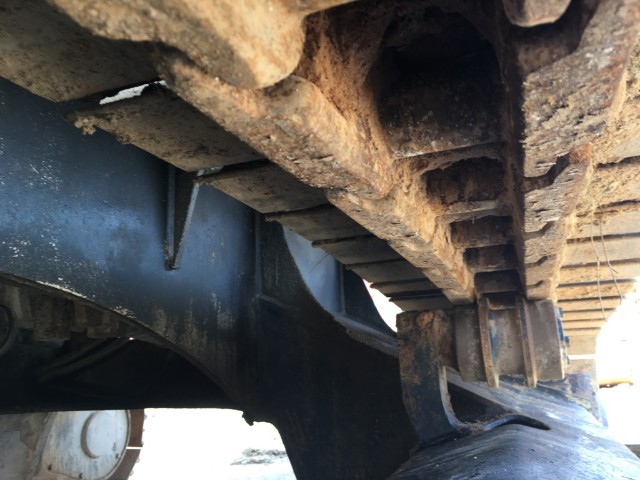 KOMATSU BR300J