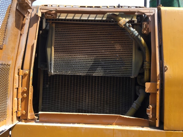KOMATSU BR300J