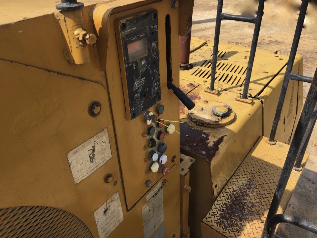 KOMATSU BR300J
