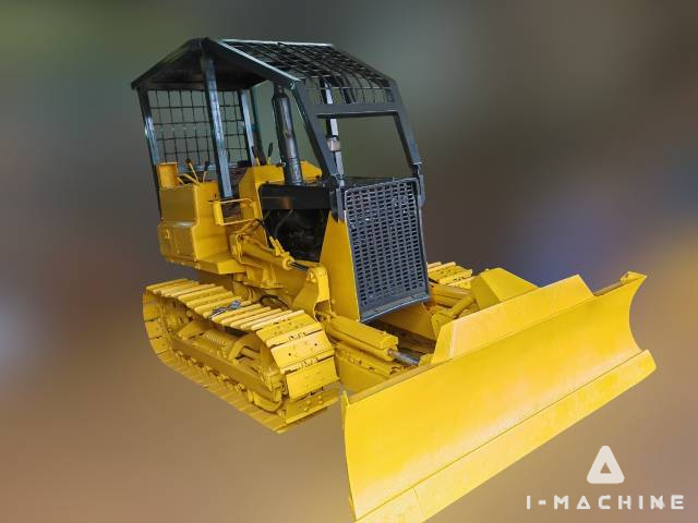 KOMATSU D20A-5