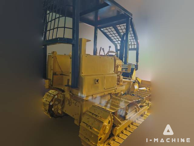 KOMATSU D20A-5