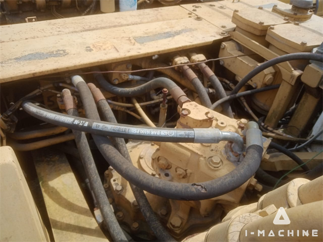 KOMATSU PC400-5