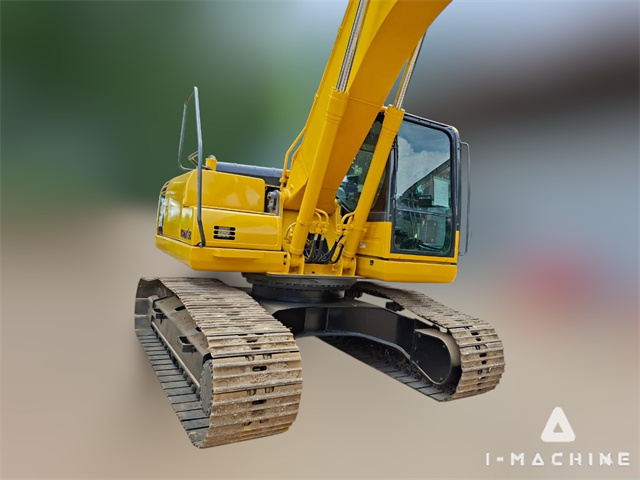 KOMATSU PC200-8N1