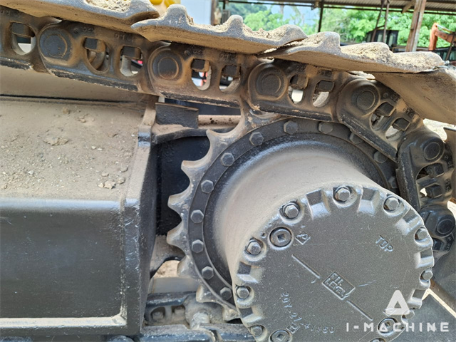 KOMATSU PC200-8N1