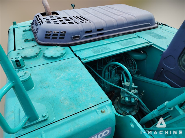 KOBELCO SK200-8