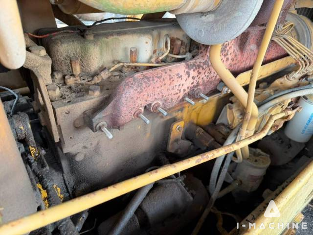 CATERPILLAR D6D