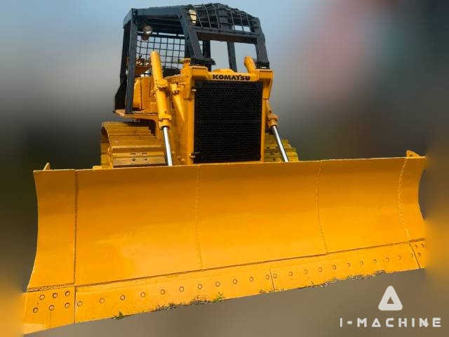 KOMATSU D70LE