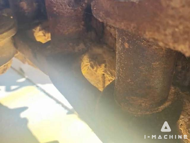 KOMATSU D85-21