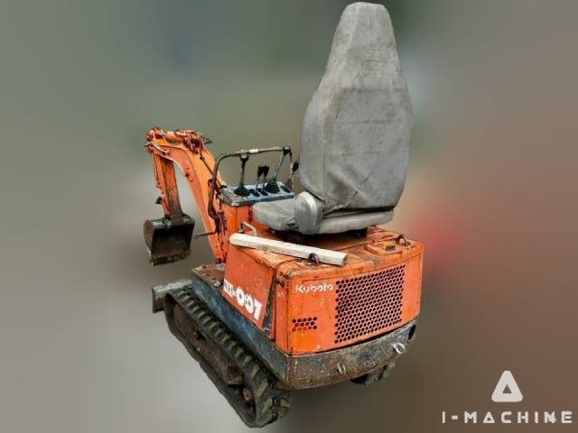 KUBOTA KH007