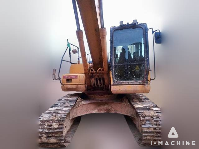 KOMATSU PC200-10MO