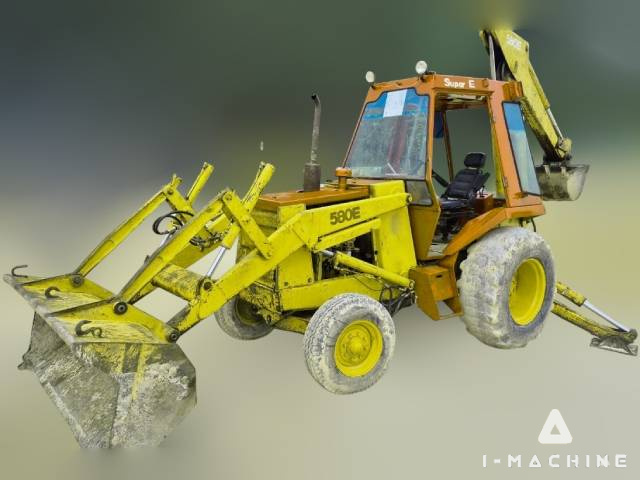 CASE 580 SUPER E
