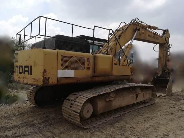 HYUNDAI R320LC