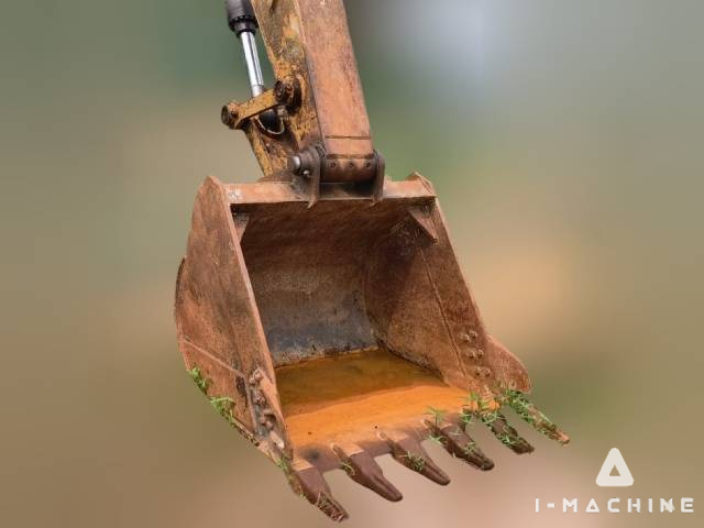 CATERPILLAR 320D