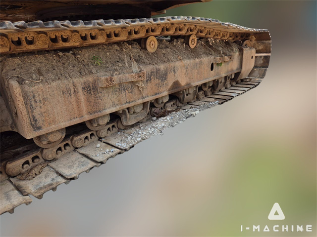 KOMATSU PC3000-8