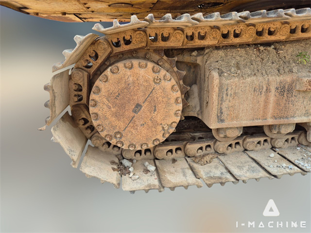 KOMATSU PC3000-8
