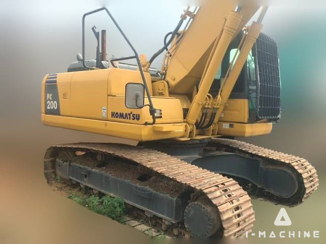 KOMATSU PC200-8N1