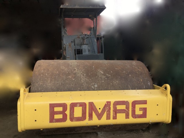 BOMAG BW211D-3