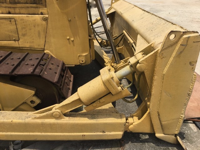 CATERPILLAR D6H