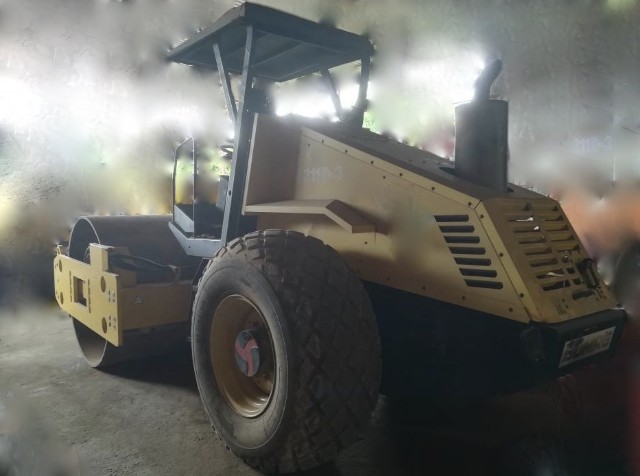BOMAG BW211D-3