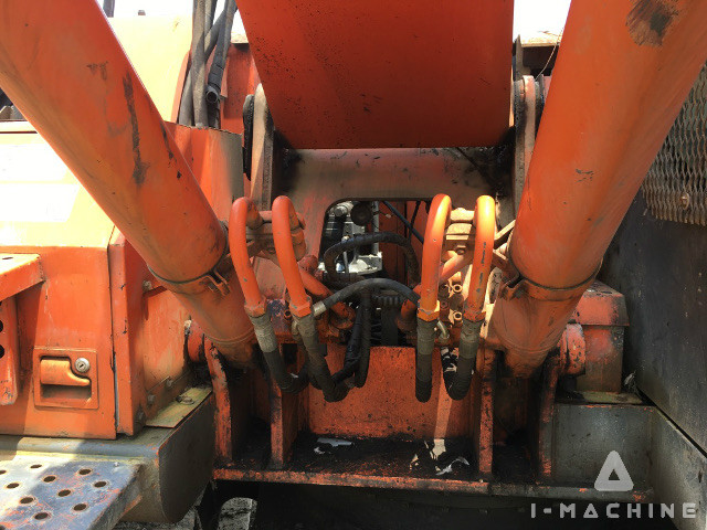 HITACHI ZX225US