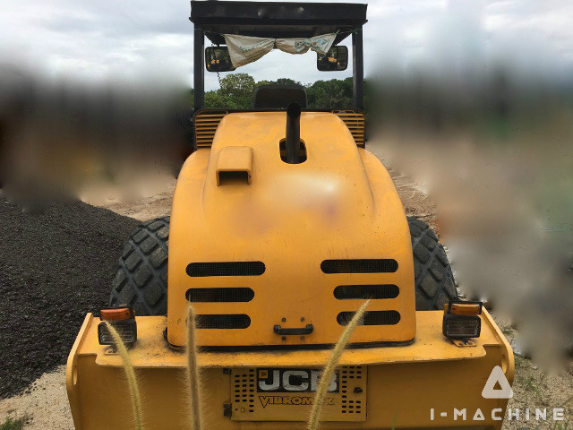 JCB VM115D