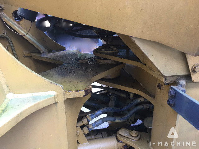 KOMATSU WA180-3