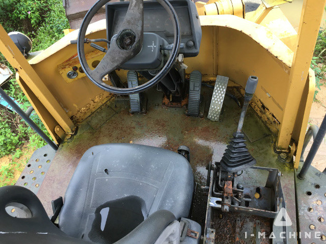 KOMATSU WA180-3