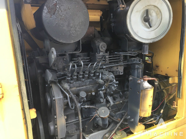 KOMATSU WA180-3