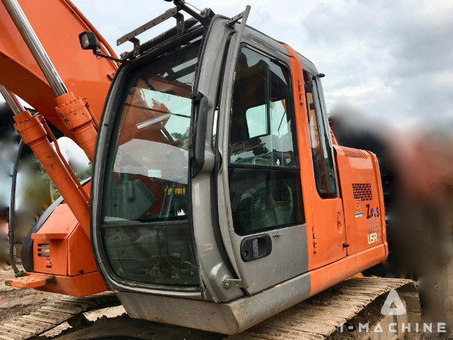 HITACHI ZX225USR