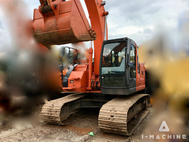 HITACHI ZX225USR