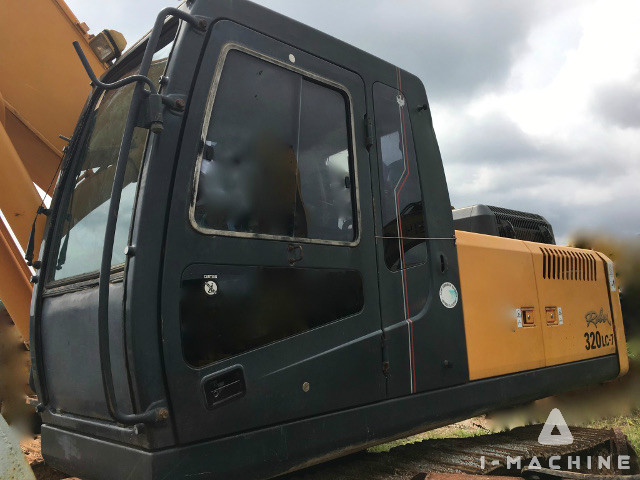 Hyundai 320lc 7