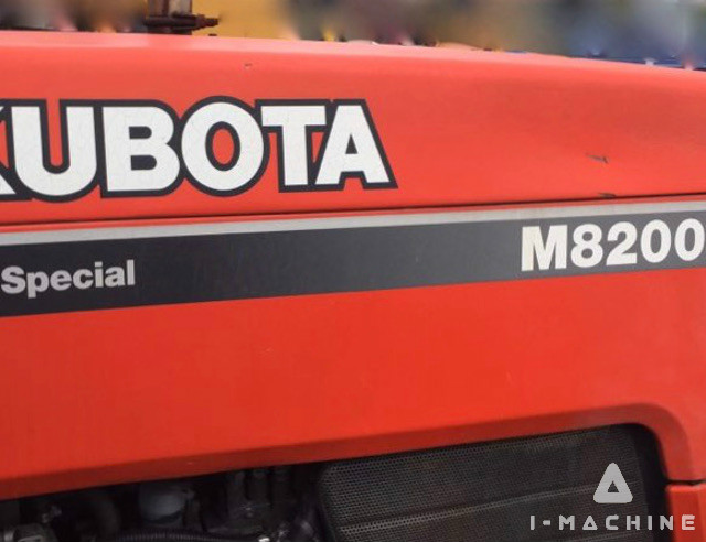 KUBOTA M8200